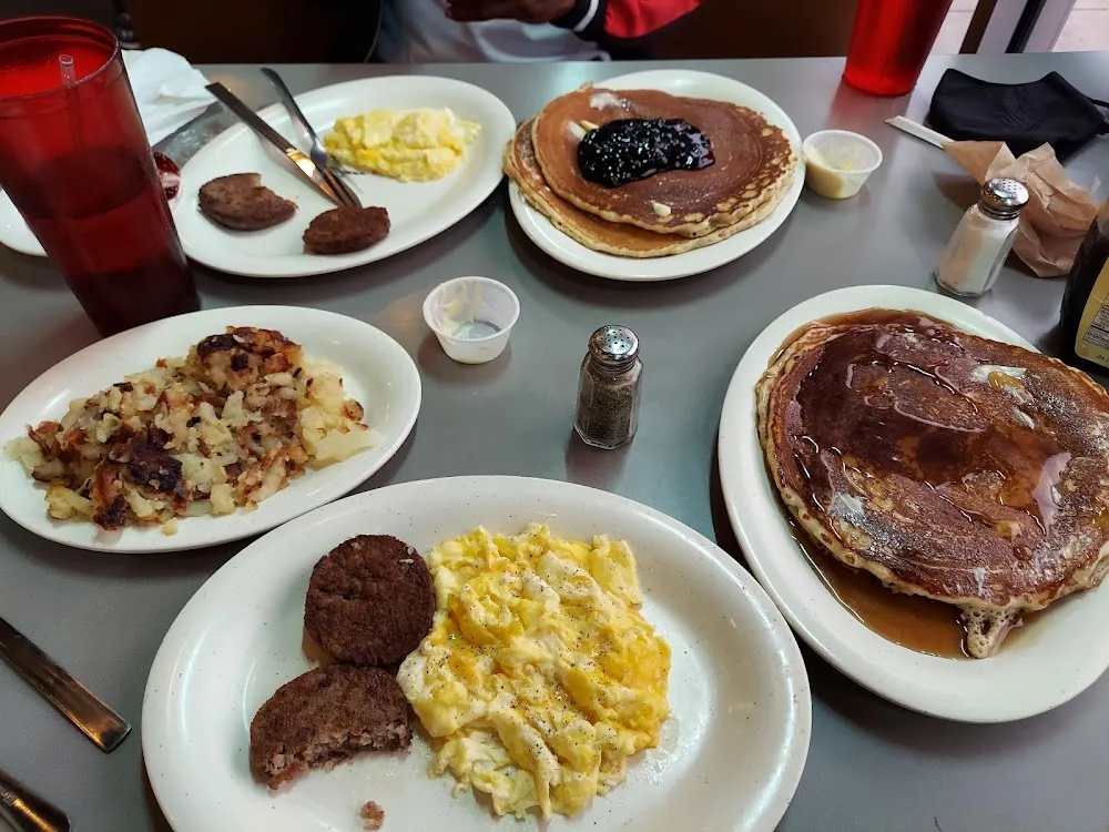 2 Pancakes Combo 2eggs